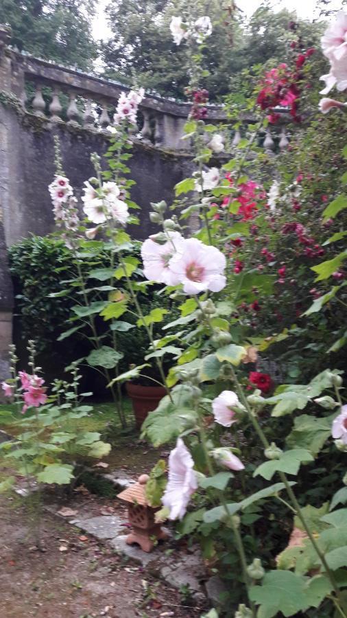 Jardin Et Hotel Particulier Bayeux Bagian luar foto